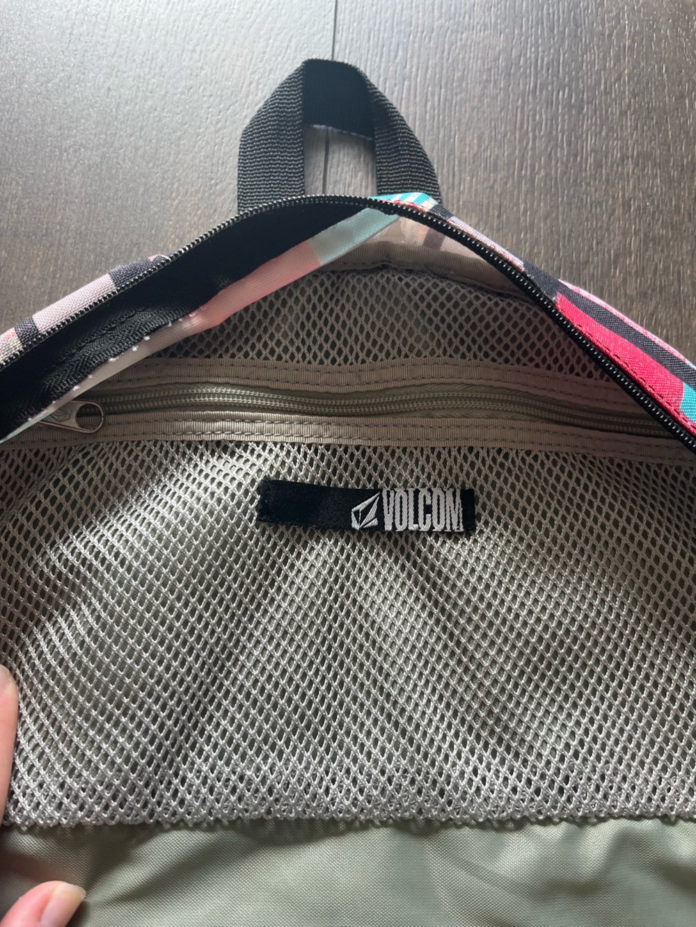 Volcom Plaid Backpack - Picture 4 of 10